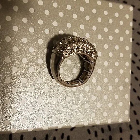 Ring - Picture 3 of 3